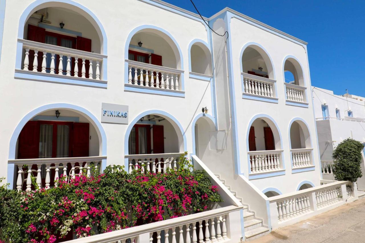 Hotel Finikas Santorini 3*